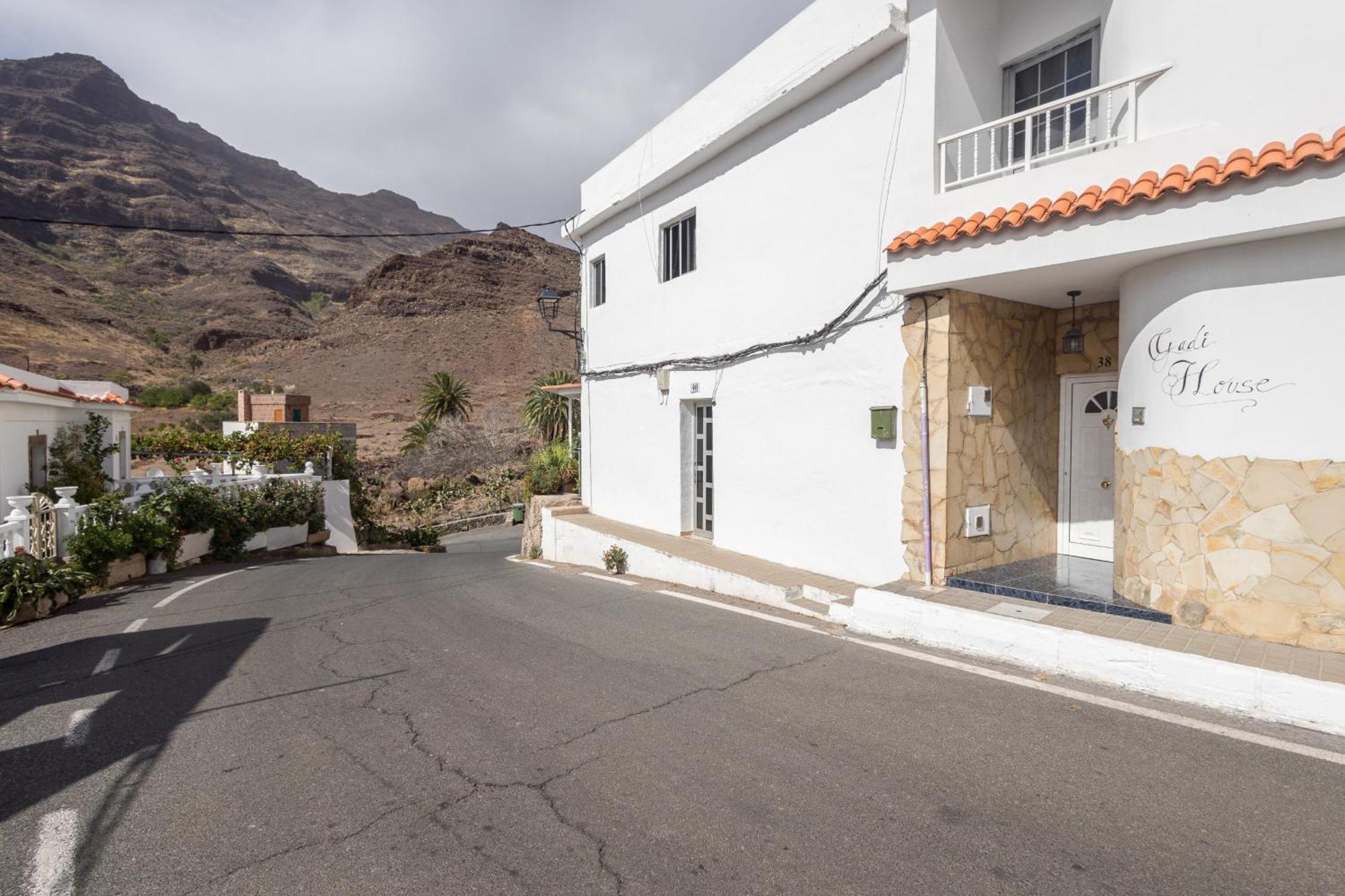Lightbooking Gadi House Tasarte Terraza Y Barbacoa Exterior foto